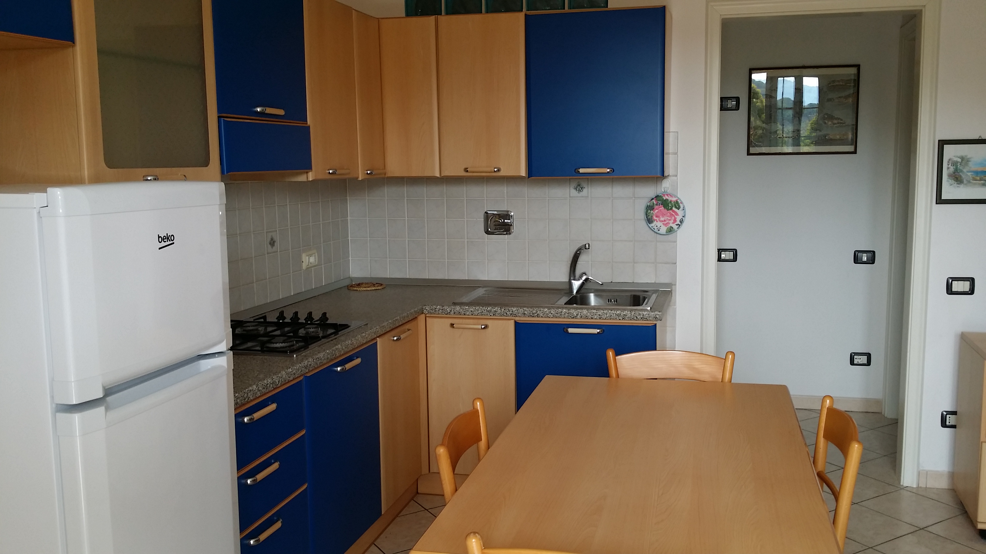 Trilocale LUNA - Villa rosa (4 Posti Letto)